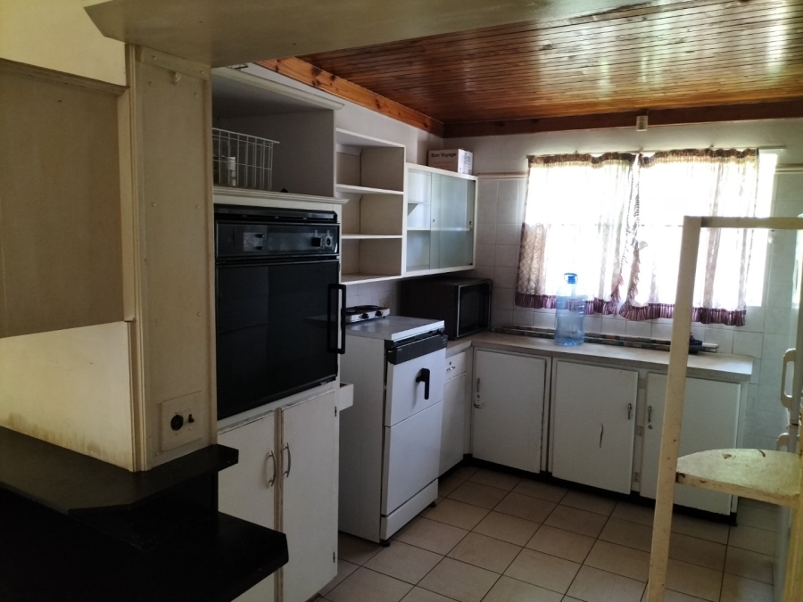 13 Bedroom Property for Sale in Universitas Free State